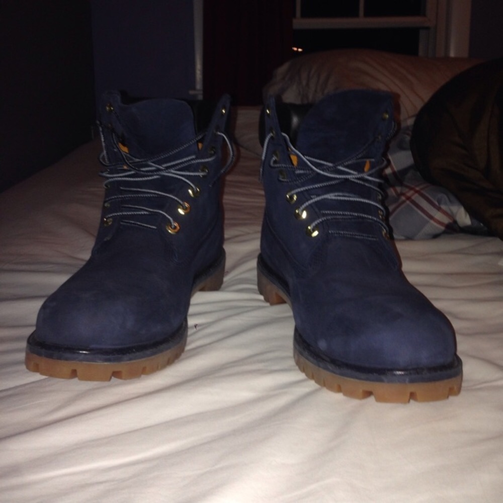 Blue Suede Timberland Boots - Picture 2 of 3